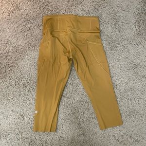 Lululemon 23” leggings
